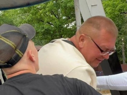 Брянцы начали расследовать странный случай с колесом обозрения и спасением людей Антошиным