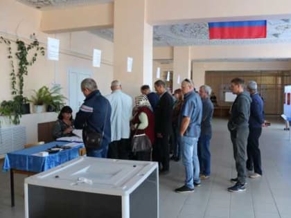 На выборах в Брянской области заметили очереди на участках