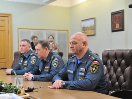 Брянский губернатор встретился с заместителем министра РФ по делам гражданской обороны
