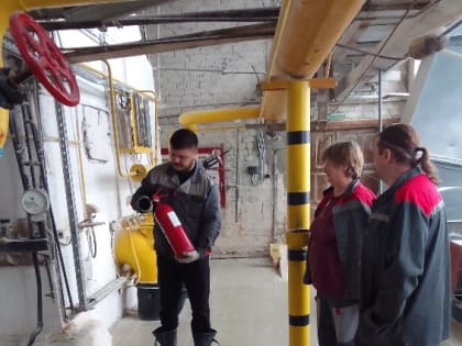 Практические занятия по применению первичных средств пожаротушения