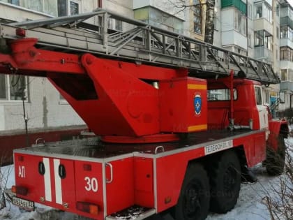 В Брянске при пожаре в квартире на улице Костычева погиб 55-летний мужчина