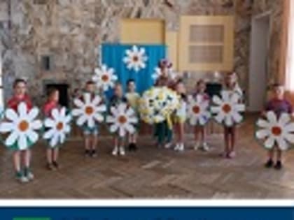 В СП «Старской Дом Культуры» прошла познавательно-развлекательная программа «Ромашковое счастье»