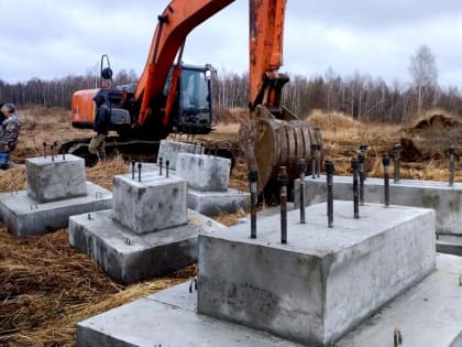 В Клетнянском районе начали возводить современное фруктохранилище на 5 тысяч тонн