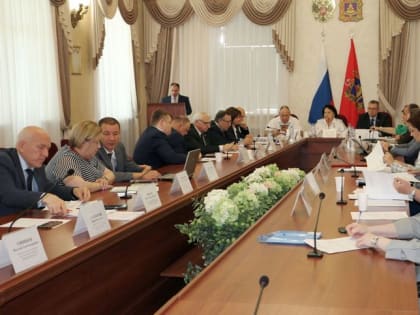 6 июня 2023 года аудитор Контрольно-счетной палаты Брянской области Наталия Шик приняла участие в заседании постоянного комитета Брянской областной Думы по образованию, науке, куль