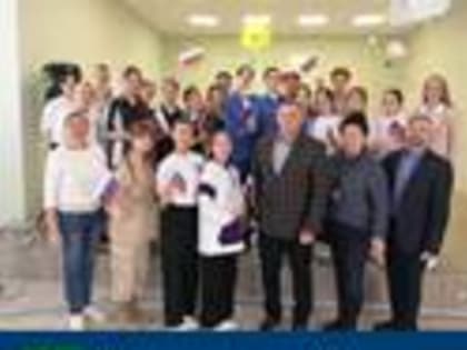 В Дятьковской школе №3 в торжественной обстановке прошло открытие первичной организации «Движения Первых»