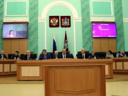 Спикер Брянской областной Думы Валентин Суббот подвел итоги первой в 2023 году сессии