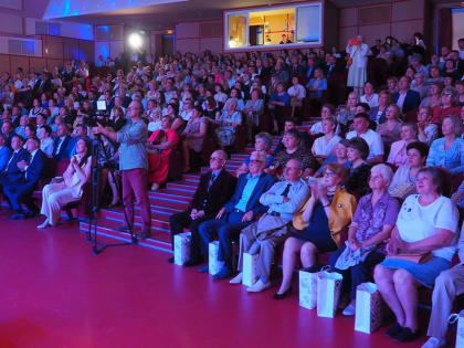 В Брянске чествовали медиков