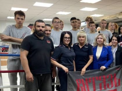 Инна Мухина встретилась с подростками во 2-й смене трудового лагеря «Путь витязей»