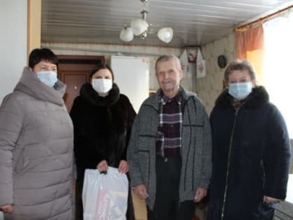 Акция «С новым годом, ветеран!» состоялась в Мглинском районе