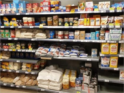 Производителям социально значимых продуктов запрещены произвольные объёмы фасовки товаров — Генпрокуратура