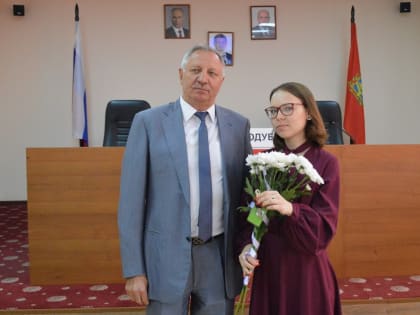 Вручение ключей от квартир детям-сиротам