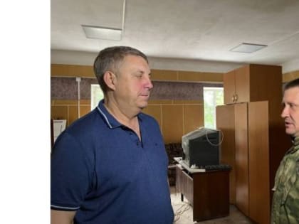 Александр Богомаз посетил штаб теробороны в Стародубе