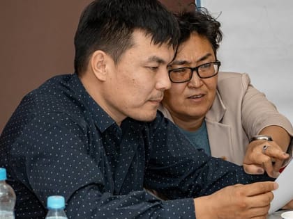 Делегация из Монголии ознакомилась с мебельным производством Брянской области