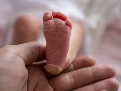 Медицинская помощь маме и ребёнку с первых дней по полису ОМС: доступные услуги, качество и соблюдение стандартов