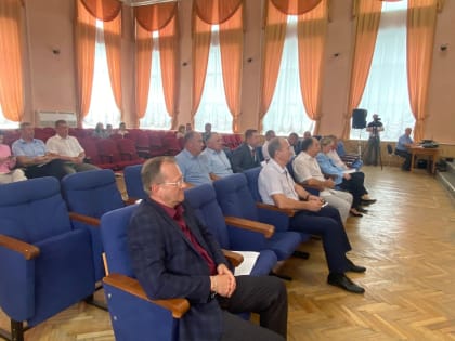 17 июня прошло 68 внеочередное заседание городского Совета