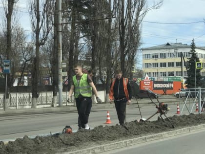 В Брянске чиновники образумились и решили не красить грязь на Московском проспекте