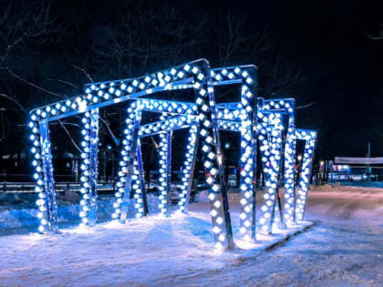 Праздник к нам стучится ...