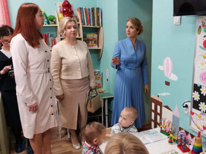 Львову-Белову впечатлила забота о сиротах и семьях в Брянской области