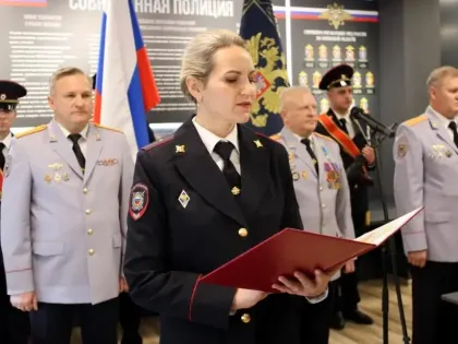 Молодые полицейские Брянской области торжественно приняли присягу