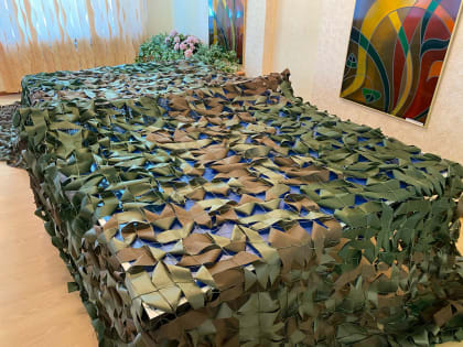 В УФК по Брянской области организована работа по плетению маскировочных сетей