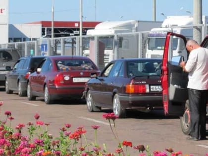 В пунктах пропуска Брянской области запустят интеллектуальное таможенное сканирование