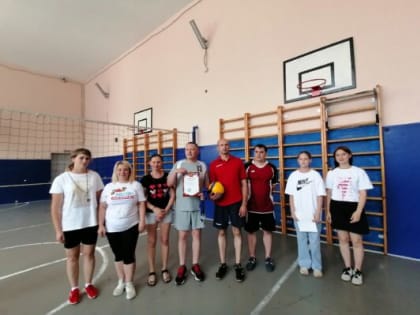 На базе Жирятинской школы им. А.Ф. Возликова состоялся турнир по волейболу