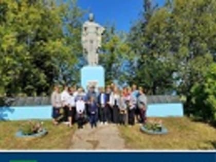 В деревни Будочка на памятном мемориале состоялся митинг "Мы должны помнить"