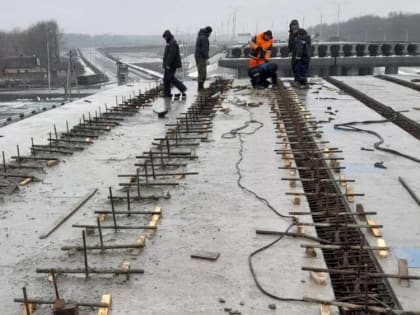 В Брянске подготовили площадку для завершения монтажа восьмого пролета Славянского моста