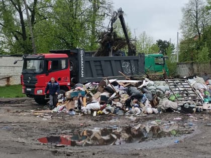 Всероссийский субботник в Брянске поддержали 3,5 тыс. горожан — меньше 1% жителей