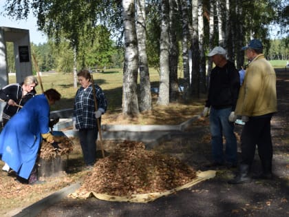 Субботник на мемориальном комплексе «Речечка»