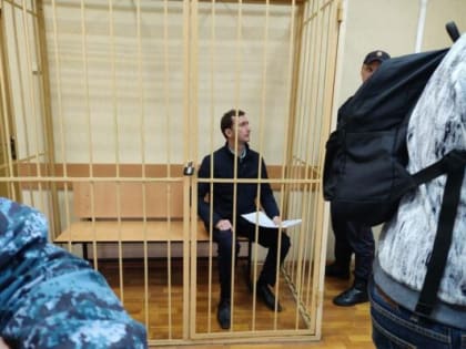 Суд арестовал коммуниста Павлова до 26 июня