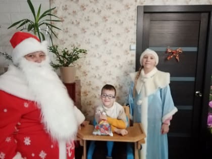 Тепло и внимание согревают сердца детей.