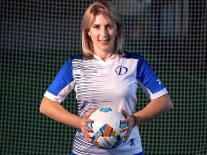 В Брянске Ольга Короткова 23 октября победила в конкурсе «Миссис футбольная мама − 2022»