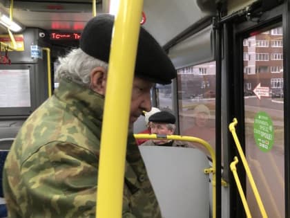 Брянских мужчин пригласили на работу водителями автобуса за 65 тысяч рублей в месяц