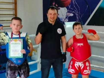 Юные тайбоксеры из Клетни завоевали 2 золотых медали на первенстве в Анапе
