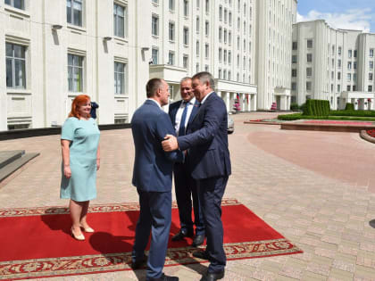 Брянская делегация во главе с губернатором Александром Богомазом провела переговоры в Могилеве