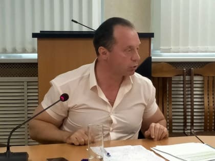 Брянских бюджетников обязали подписаться на телеграм-канал Антошина