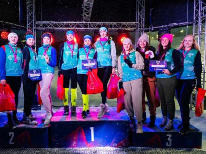 Брянские спартаковки победили на турнире по волейболу на снегу в Москве