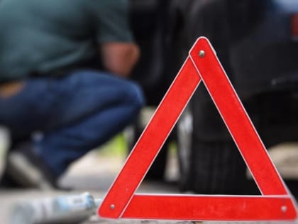 ДТП в Брянске: 12-летняя девочка пострадала в столкновении легковушек