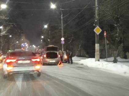 Две серьезные аварии за один день случились в Брянске возле «Полтинника»