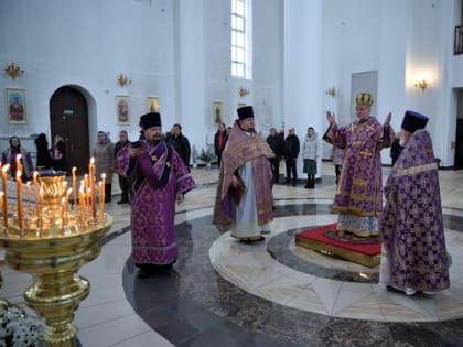 Архиерейское богослужение. Святой Истины вновь Торжество