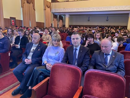 21 февраля в ЦКиД «Современник» г. Клинцы состоялось торжественное закрытие месячника оборонно-массовой и спортивной работы