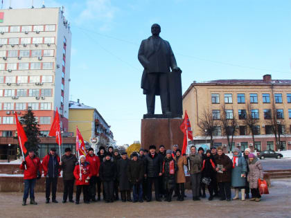 100-летие ленинского бессмертия. Брянские коммунисты почтили память В.И. Ленина