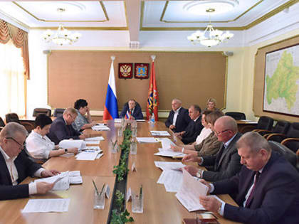 В Правительстве региона обсудили развитие командных игровых видов спорта в Брянской области   