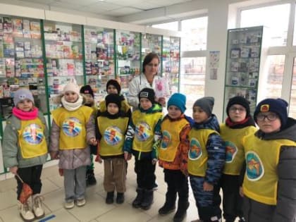 Городская акция «Подари сердечко маме»