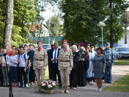 Накануне Дня города в Лесных сараях состоялся митинг-реквием «Мы помним!»