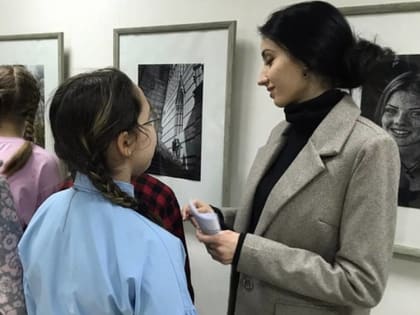 В Брянской детской художественной школе открылась выставка «Черно-белая фотография»