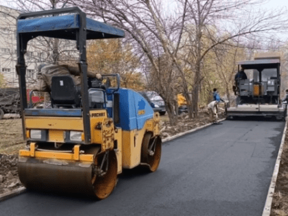 Асфальтирование больницы в Брянке