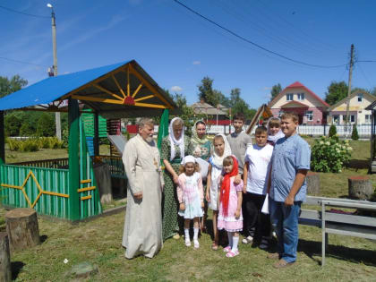 В воскресной школе храма Успения Пресвятой Богородицы г. Мглина началась подготовка ко Дню семьи, любви и верности