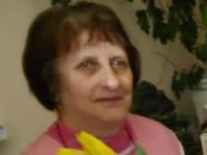 Коллектив Унечской ЦРБ поздравил коллегу с Международным днем медицинской сестры